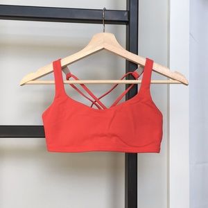 Brand new women’s Lululemon Sports bra
